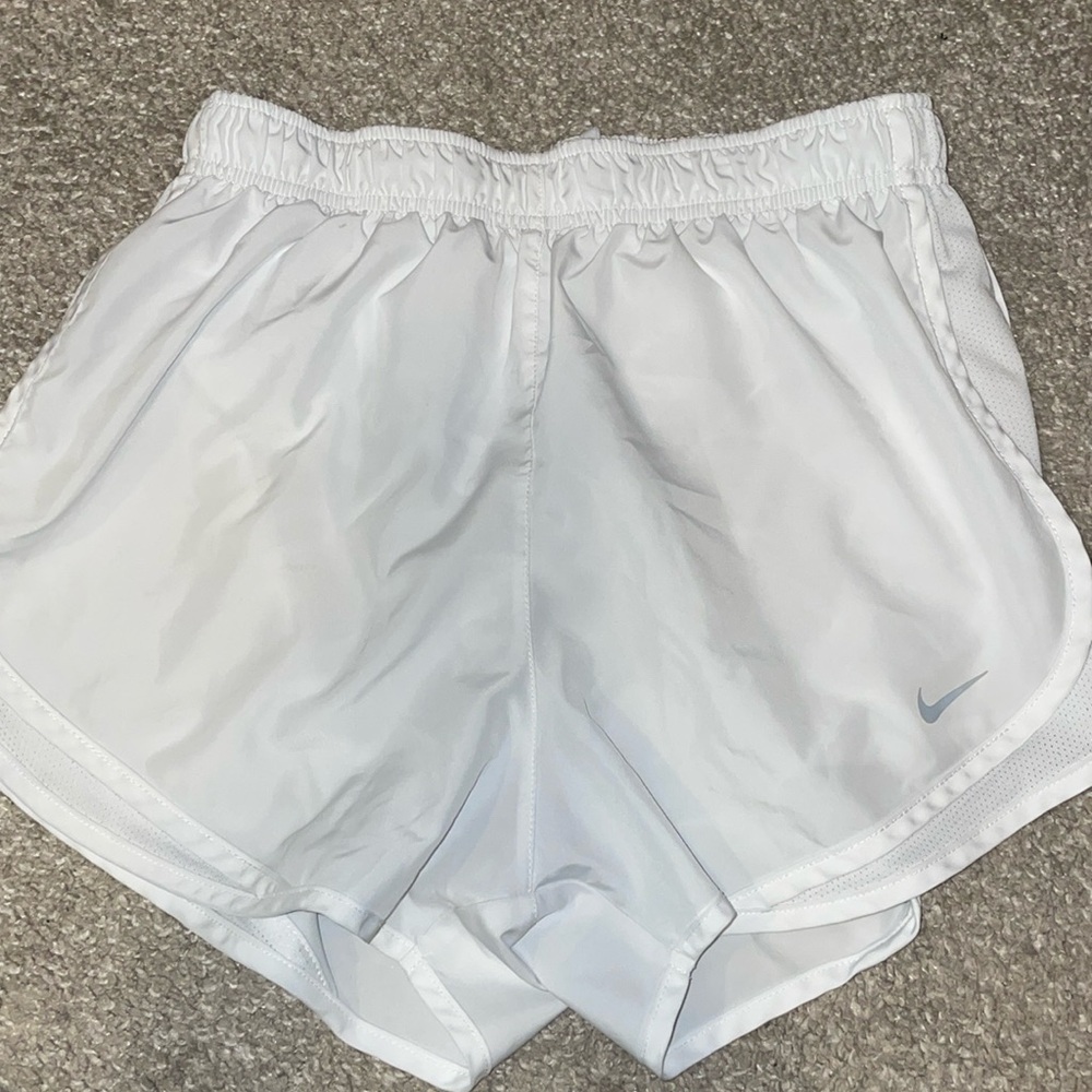 Women’s Nike Tempo Fashion Shorts